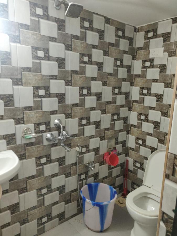 Tiger Eye Guest House كالانغيُت المظهر الخارجي الصورة